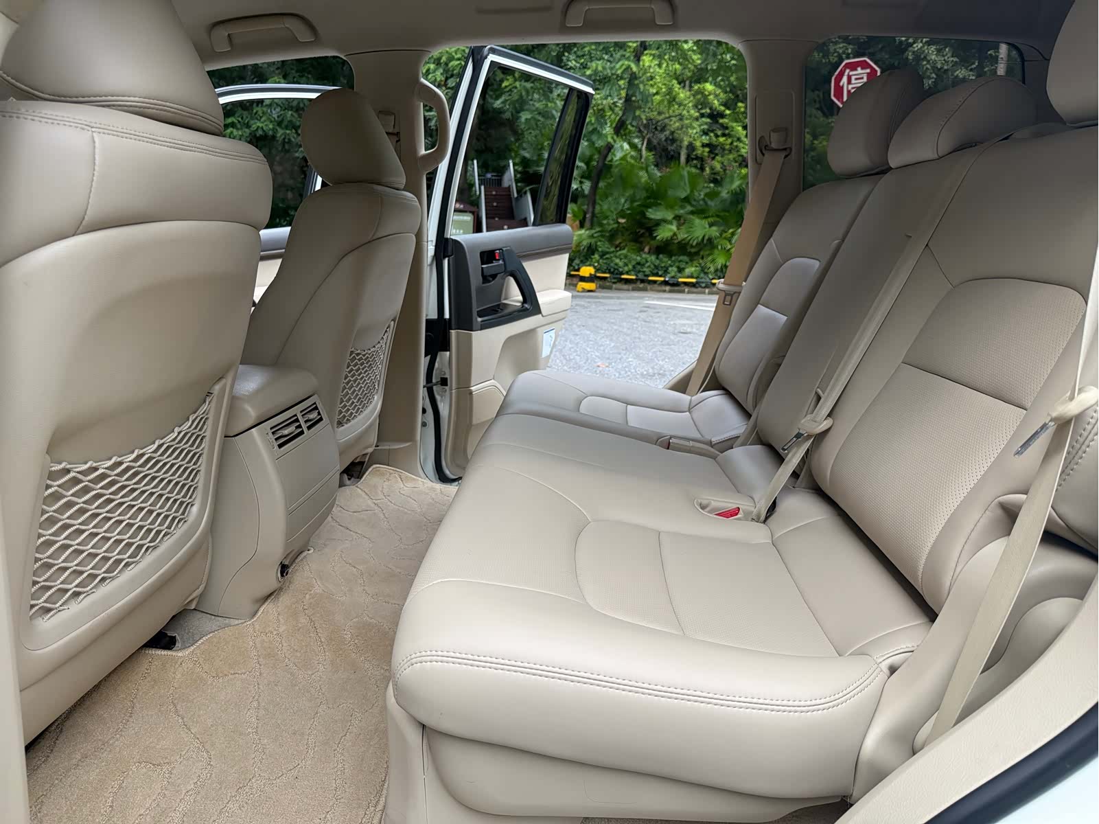 Toyota Land Cruiser, 2019 9