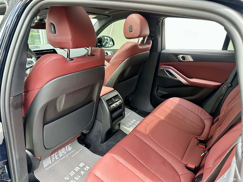 BMW X6, 2023 10