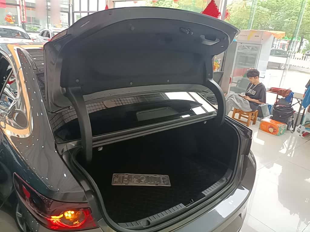 Mazda Mazda3, 2020 19