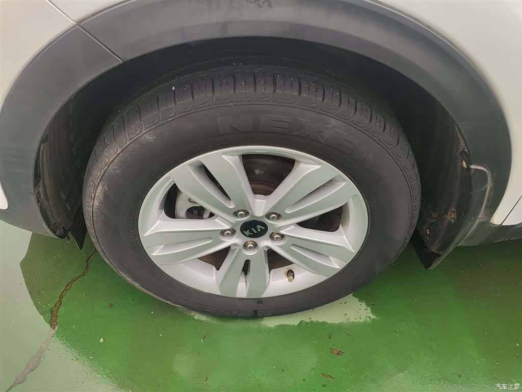 Kia KX5, 2016 24