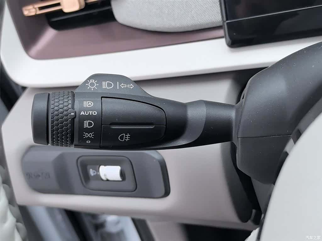 Geely Icon, 2026 21