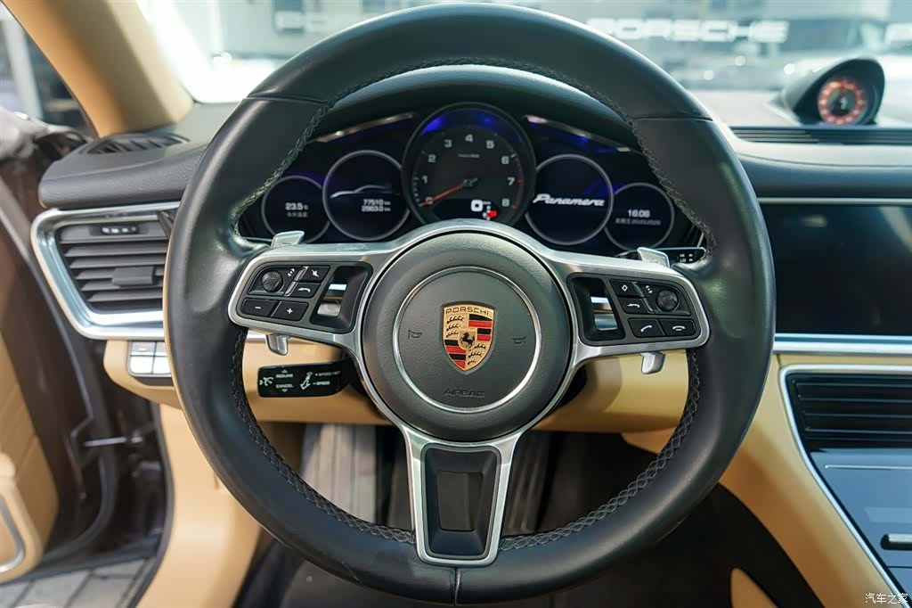 Porsche Panamera, 2018 12