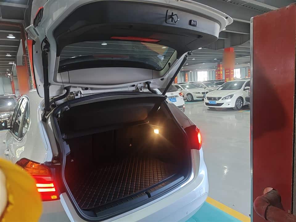 BMW 2 series station wagon