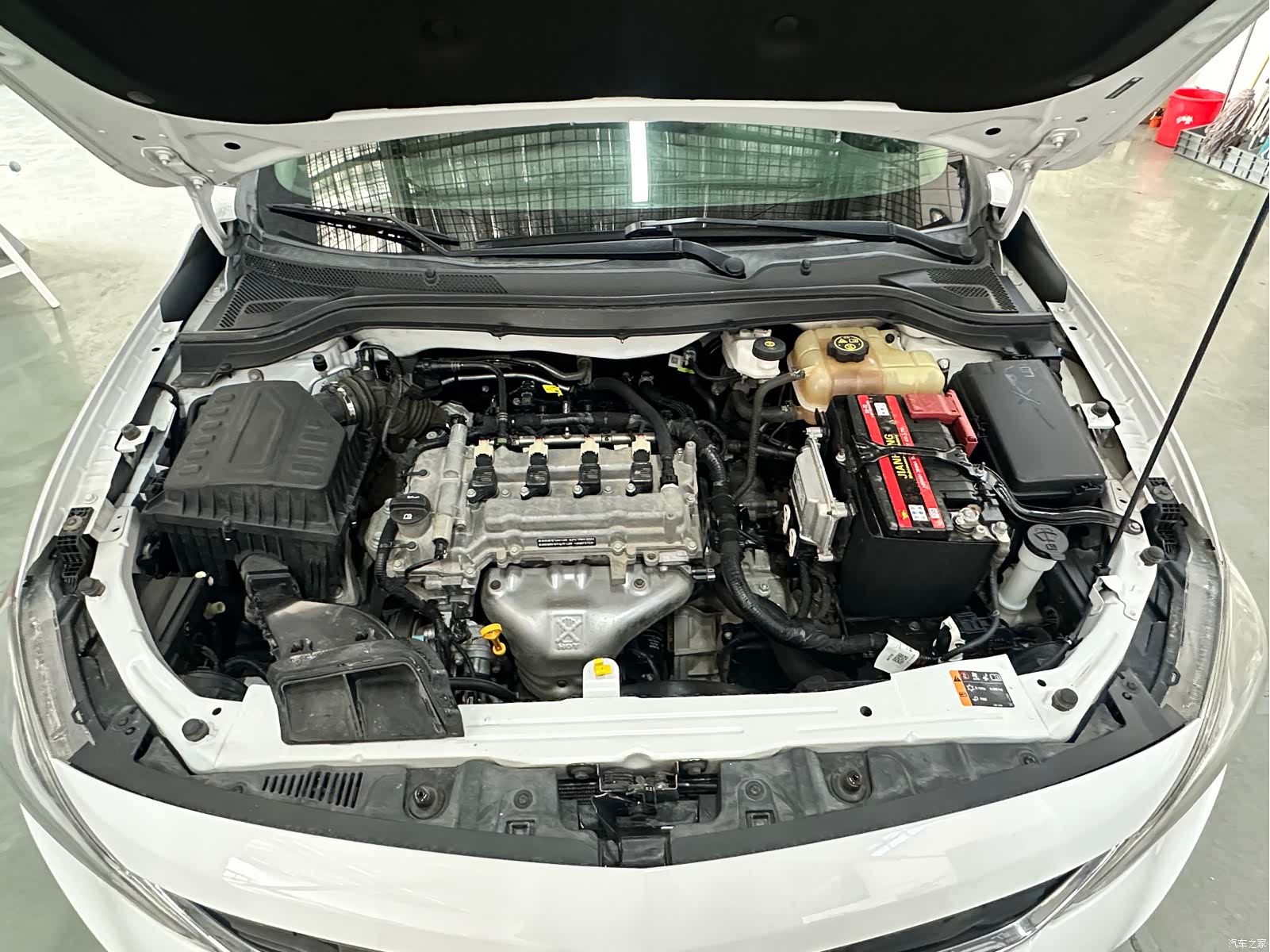 Chevrolet 320, 2019 16