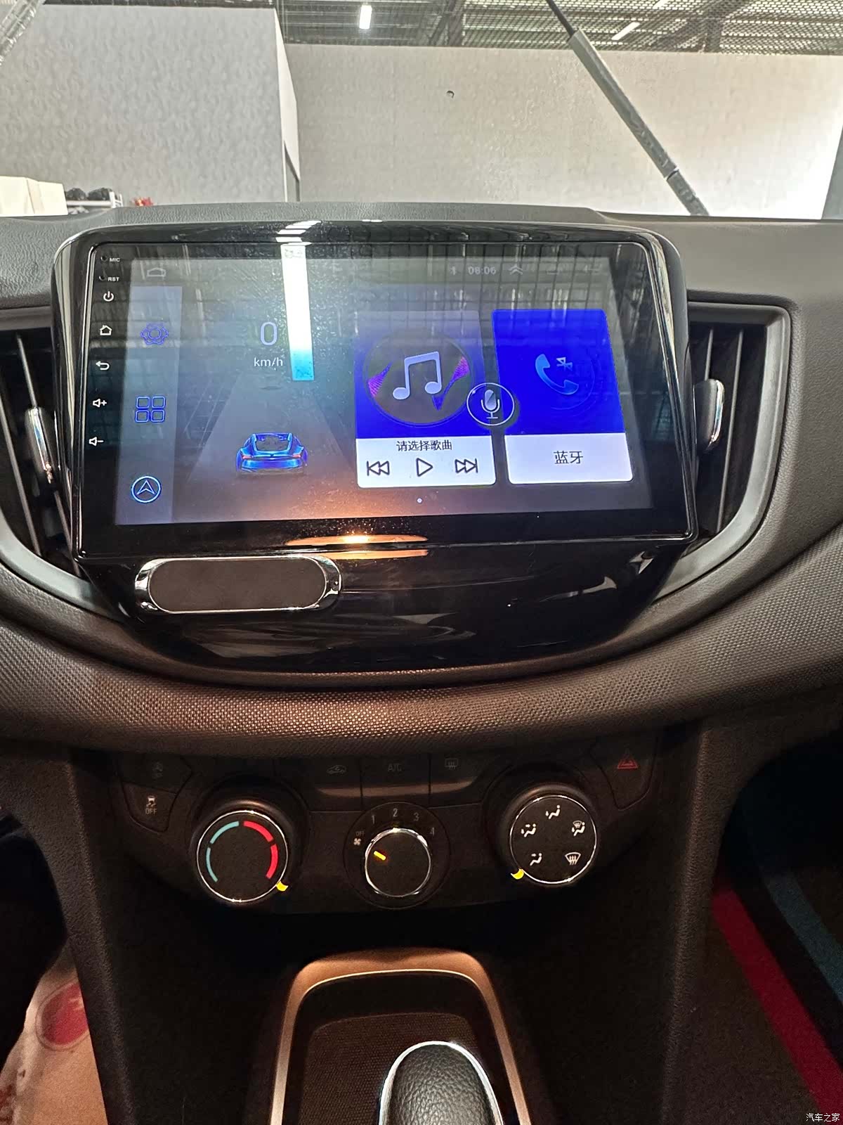 Chevrolet 320, 2019 15