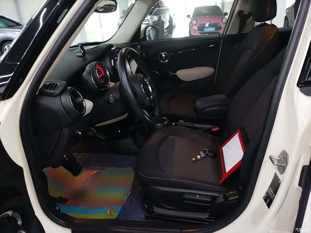 Mini ONE, 2020 15