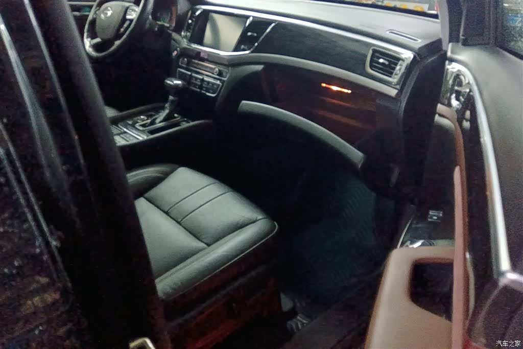 Trumpchi GS8, 2017 8