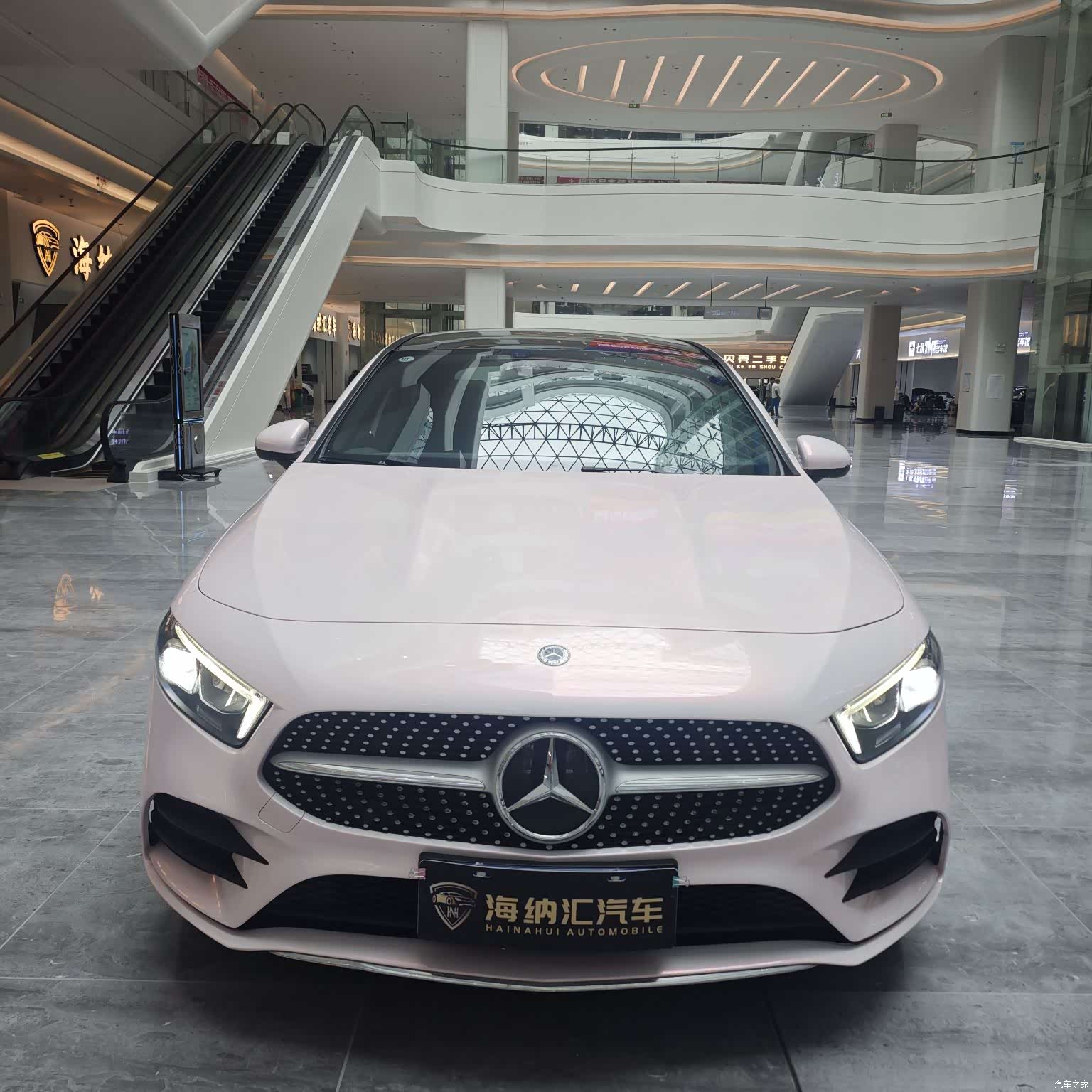 Mercedes-Benz A-Class, 2020 4