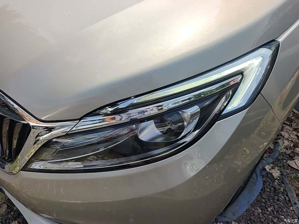 Buick GL8, 2018 24