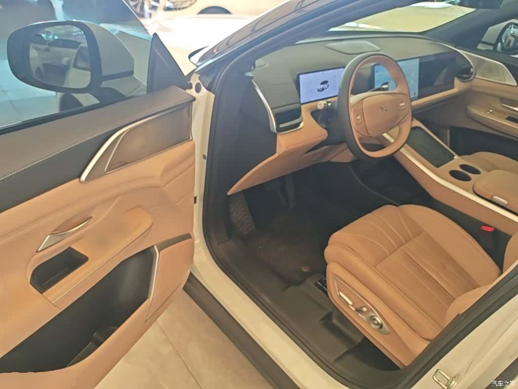 Xpeng G9, 2025 16