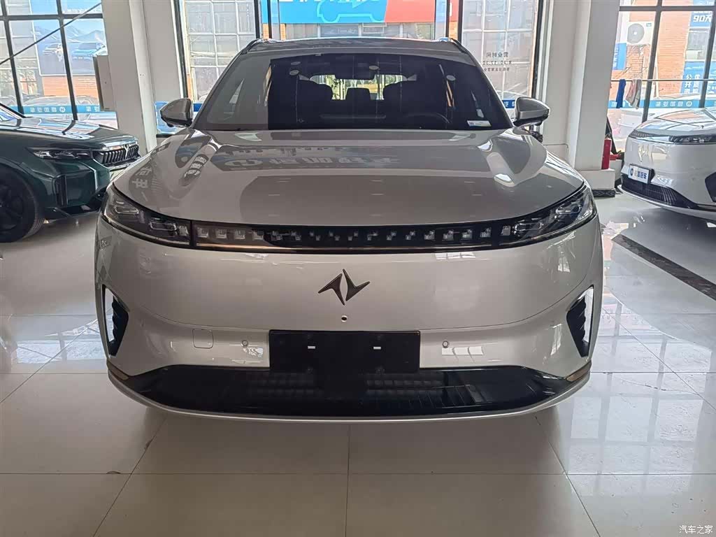 DongFeng eπ008, 2025 2