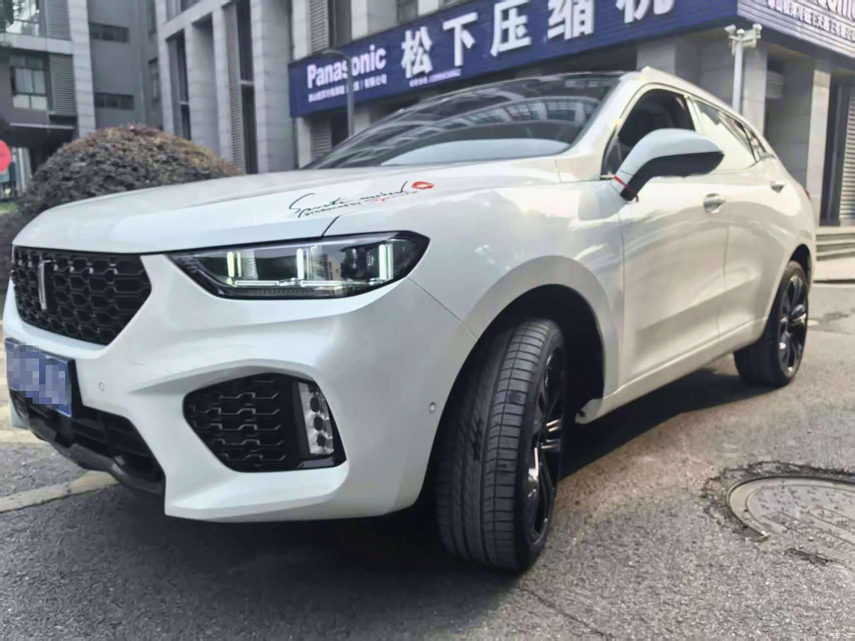 WEY VV5, 2017 1
