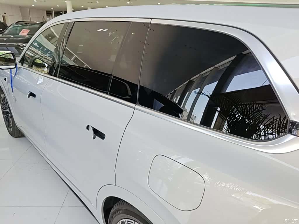 Deepal S09, 2025 все фото