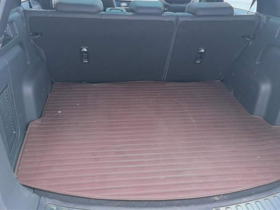 Land Rover Discover sports