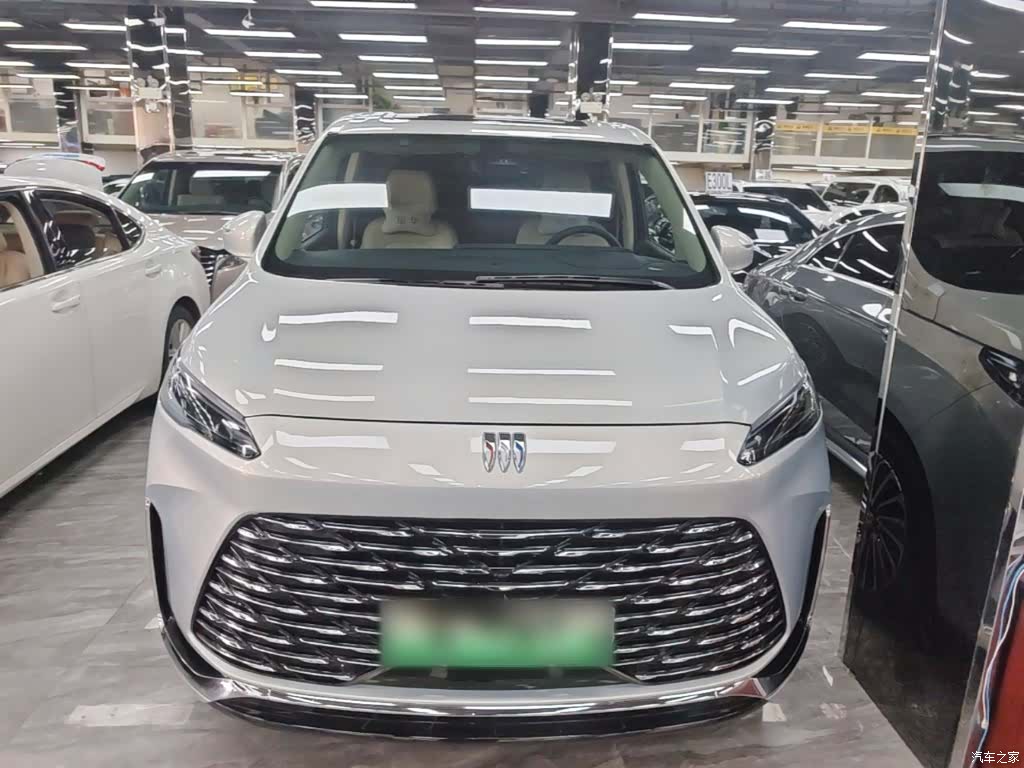Buick GL8, 2025 3