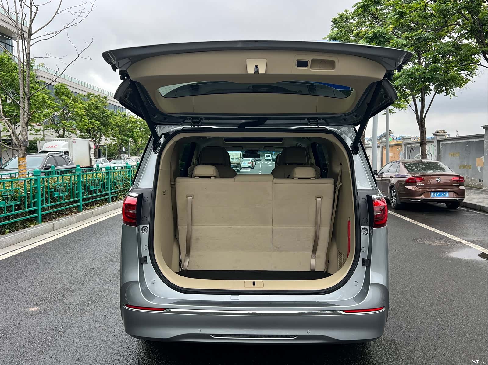 Buick GL8, 2023 18