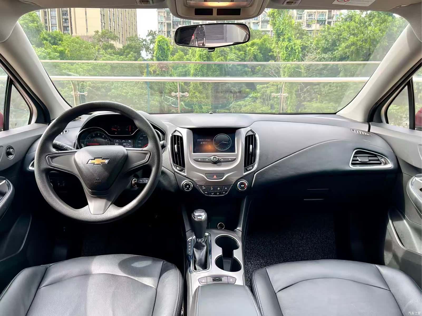 Chevrolet 320, 2017 9