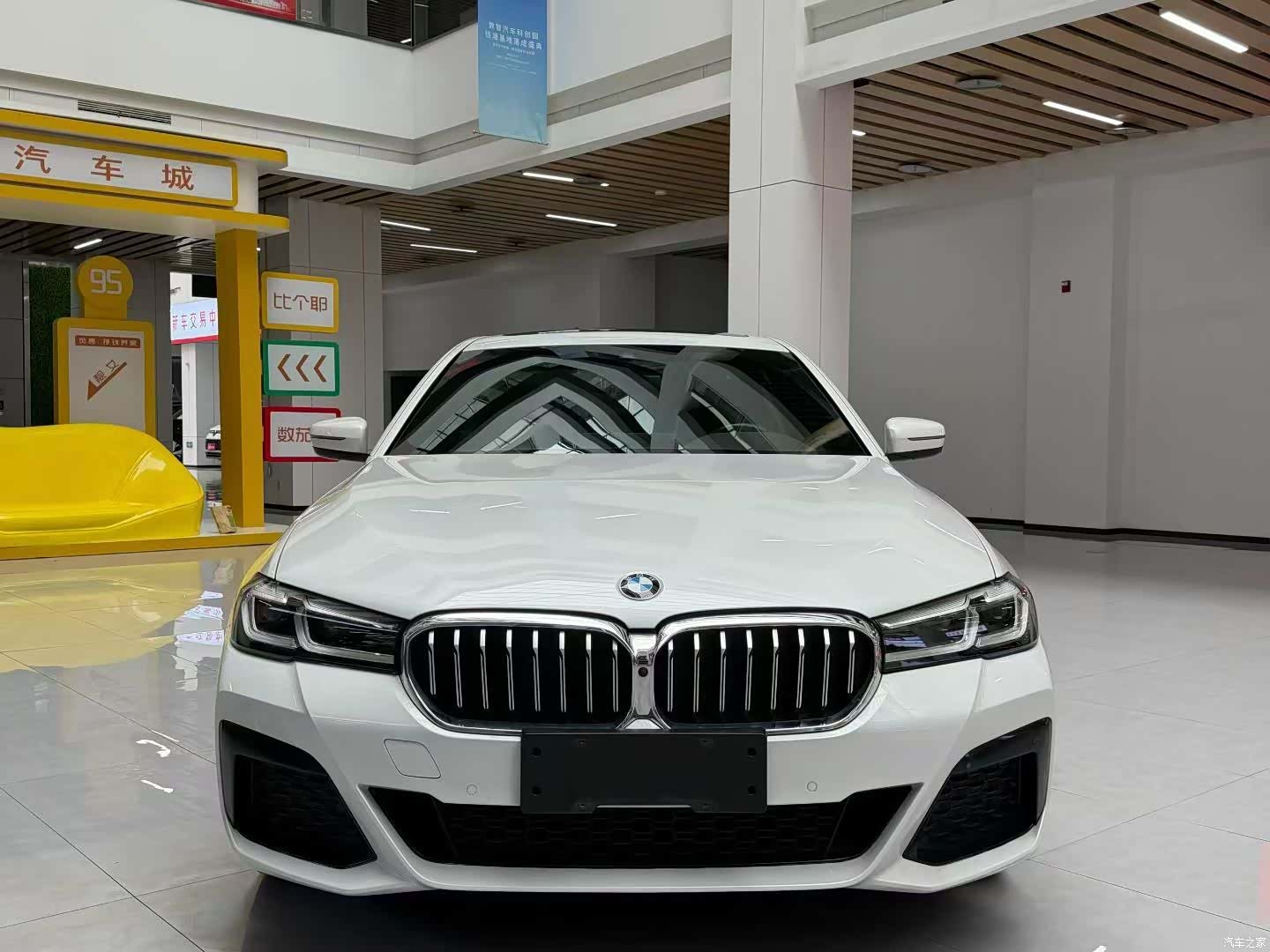 BMW 5 Series, 2022 2