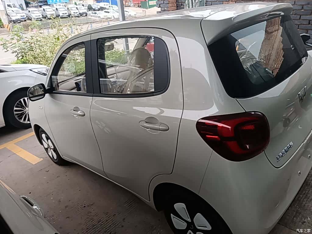 Wuling MINIEV, 2026 все фото