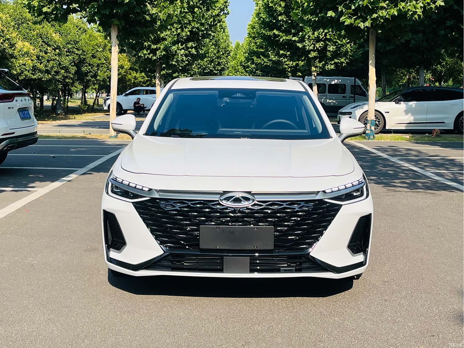 Chery Arrizo 8, 2024 2