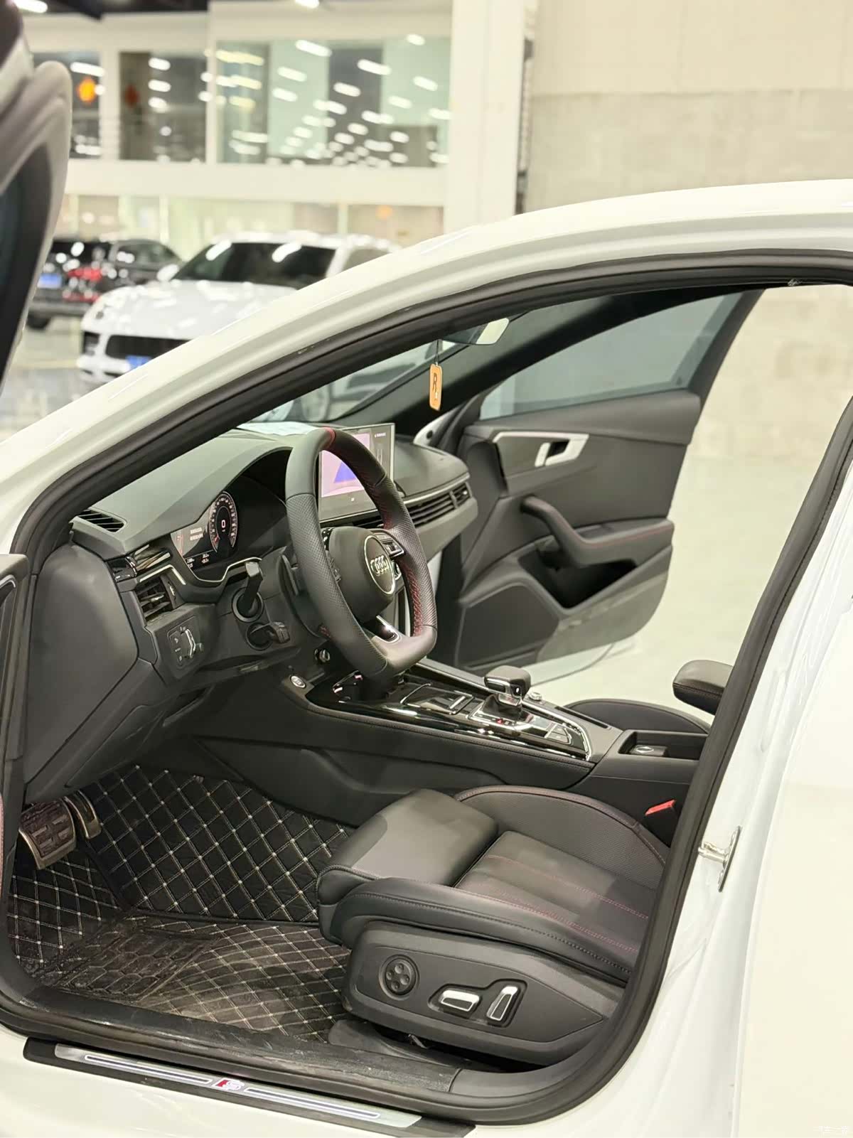 Audi A4L, 2026 4