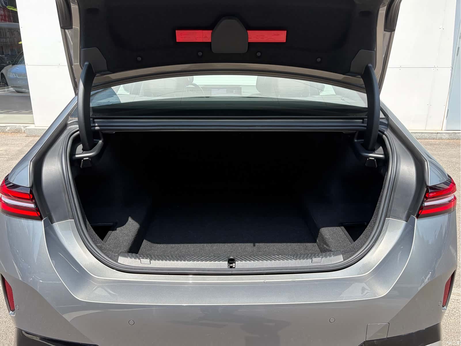 BMW 5 Series, 2025 20
