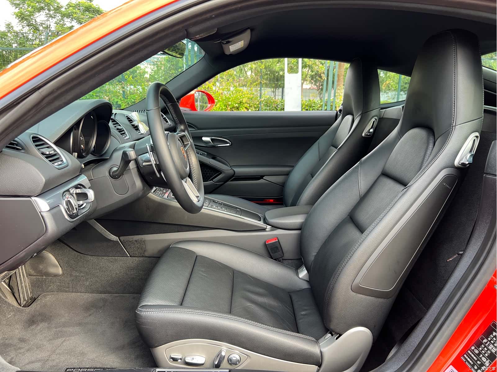 Porsche Cayman, 2017 10