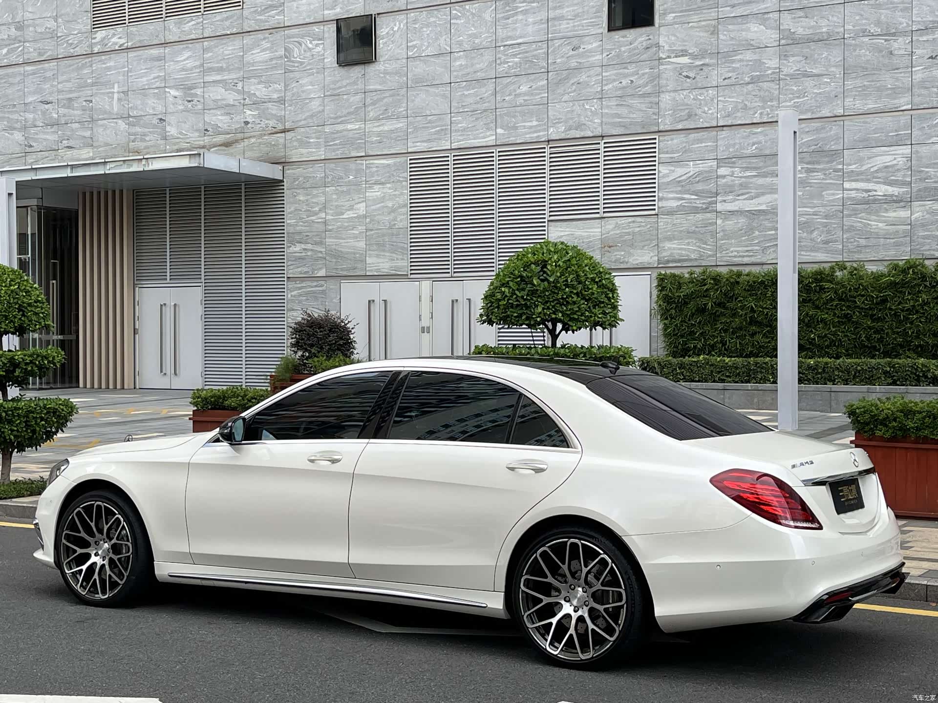 Mercedes-Benz S-Class, 2016 4