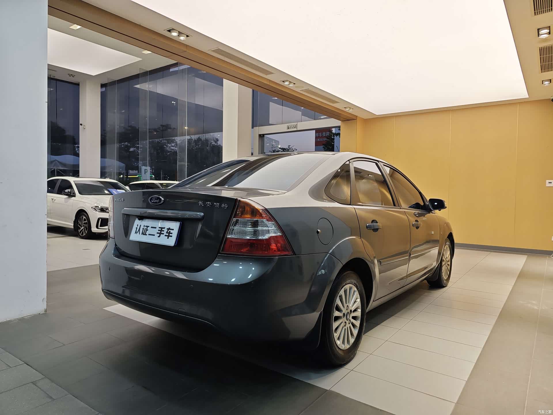 Ford Focus, 2014 28