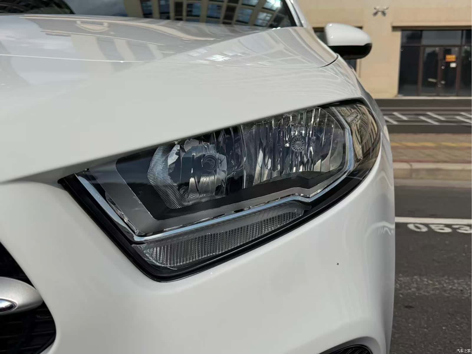 Mercedes-Benz A-Class, 2019 4