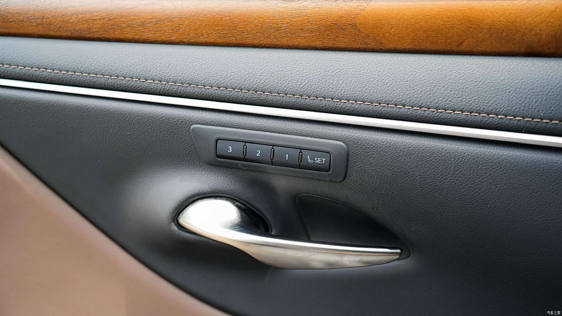Lexus ES, 2024 20