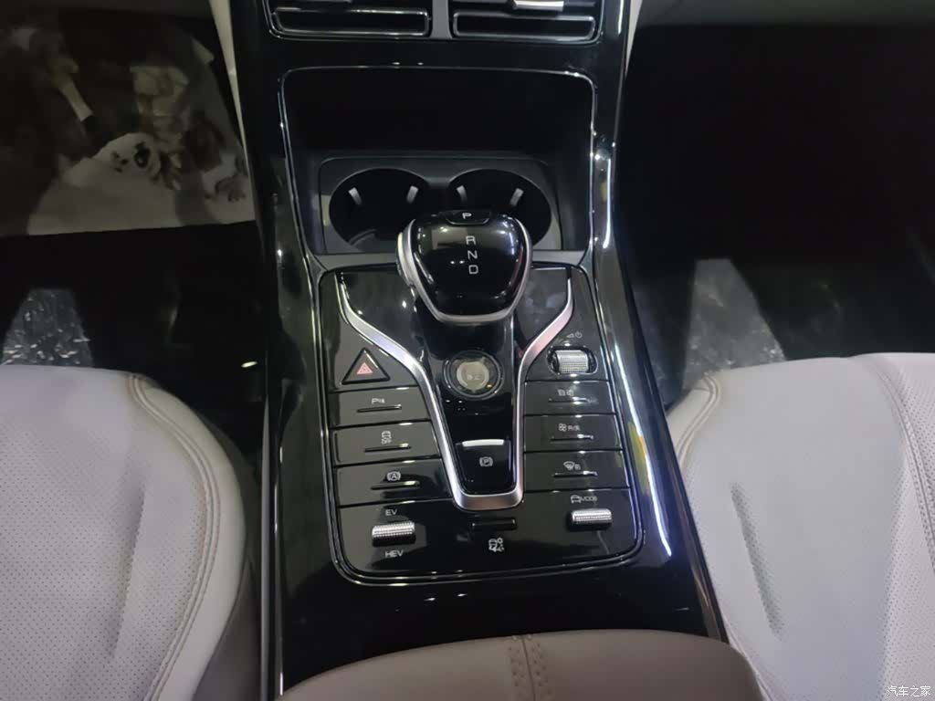 BYD Qin, 2025 14