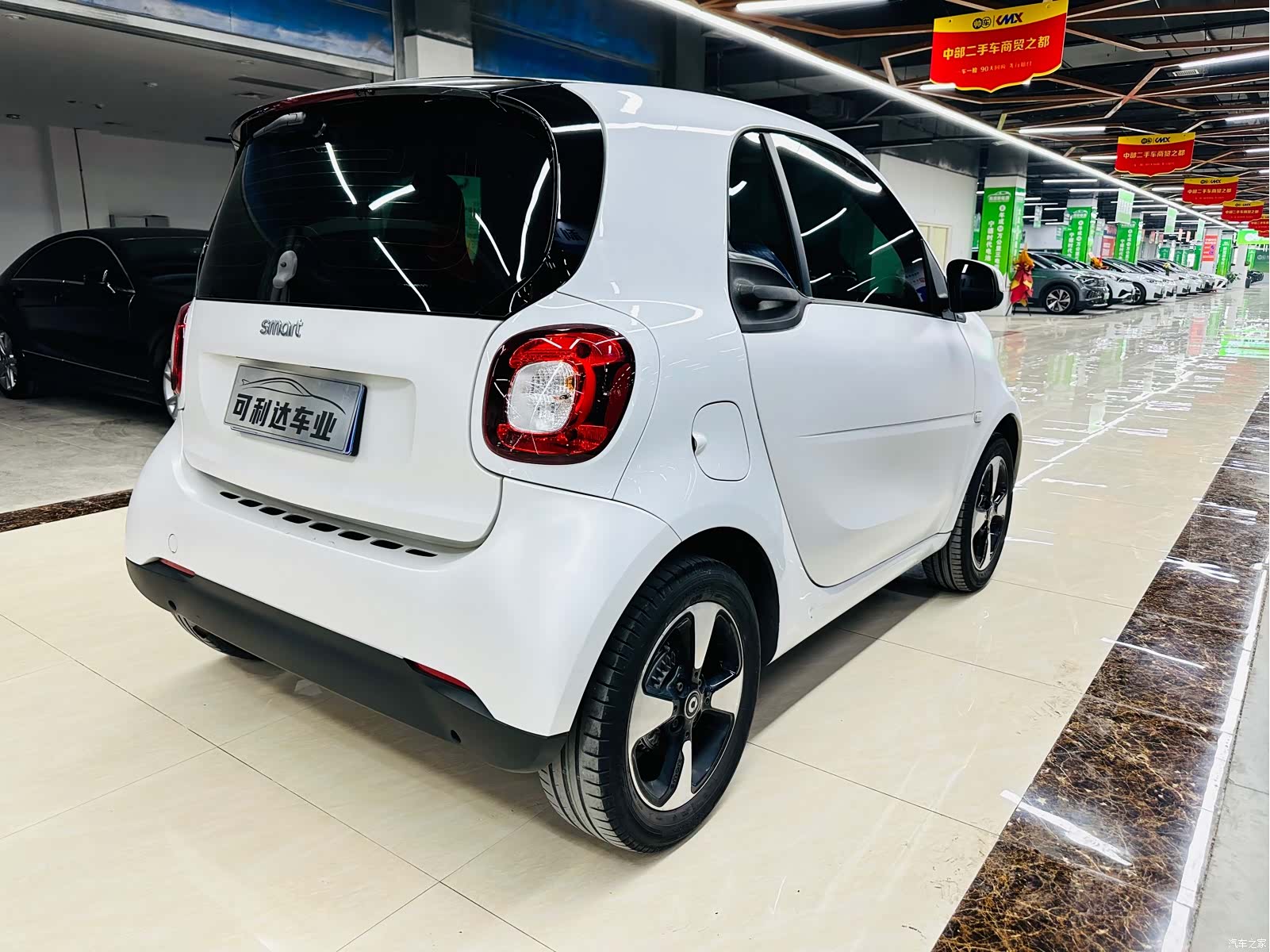 Smart Fortwo, 2018 все фото