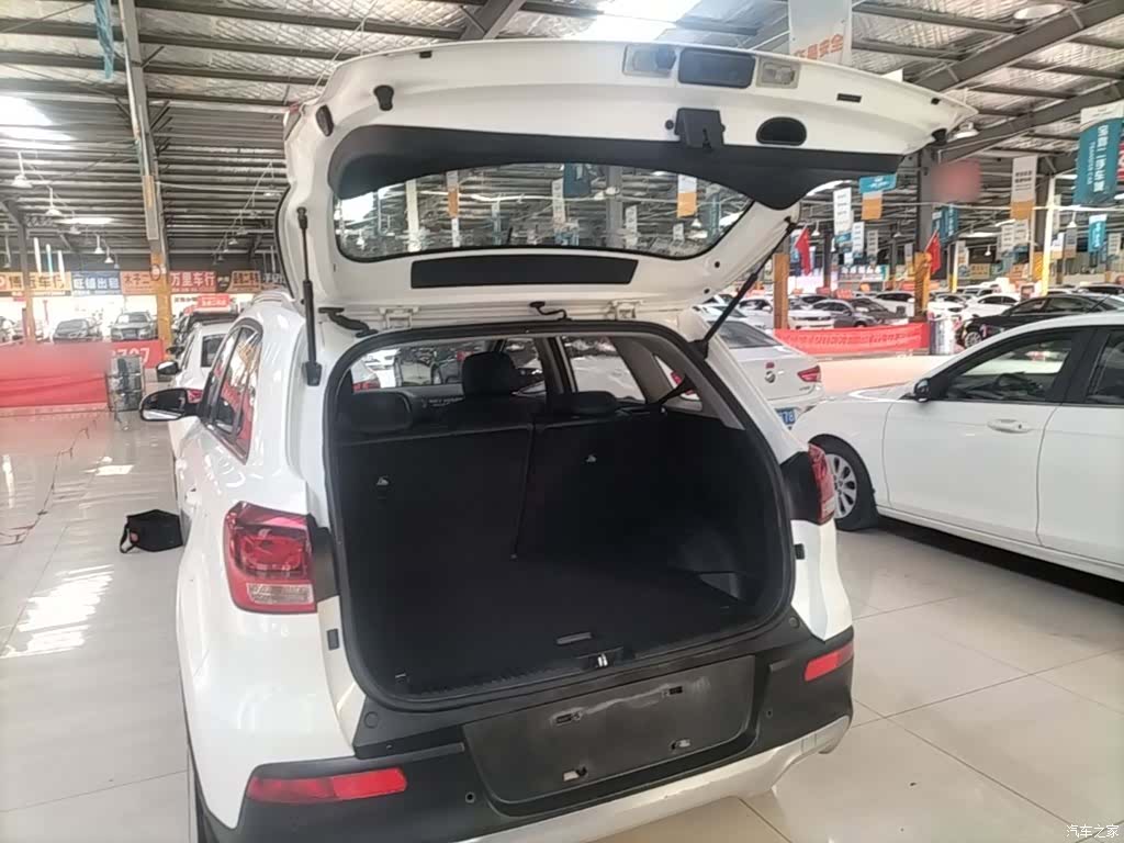 Kia KX3, 2016 19