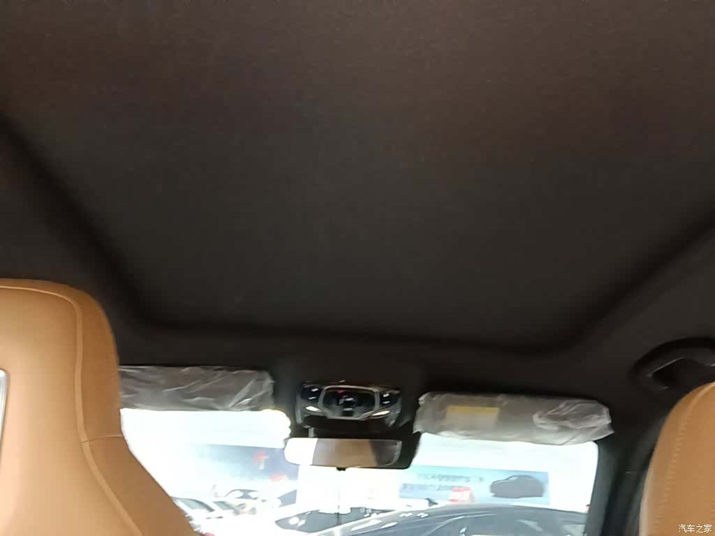Roewe RX5, 2025 18