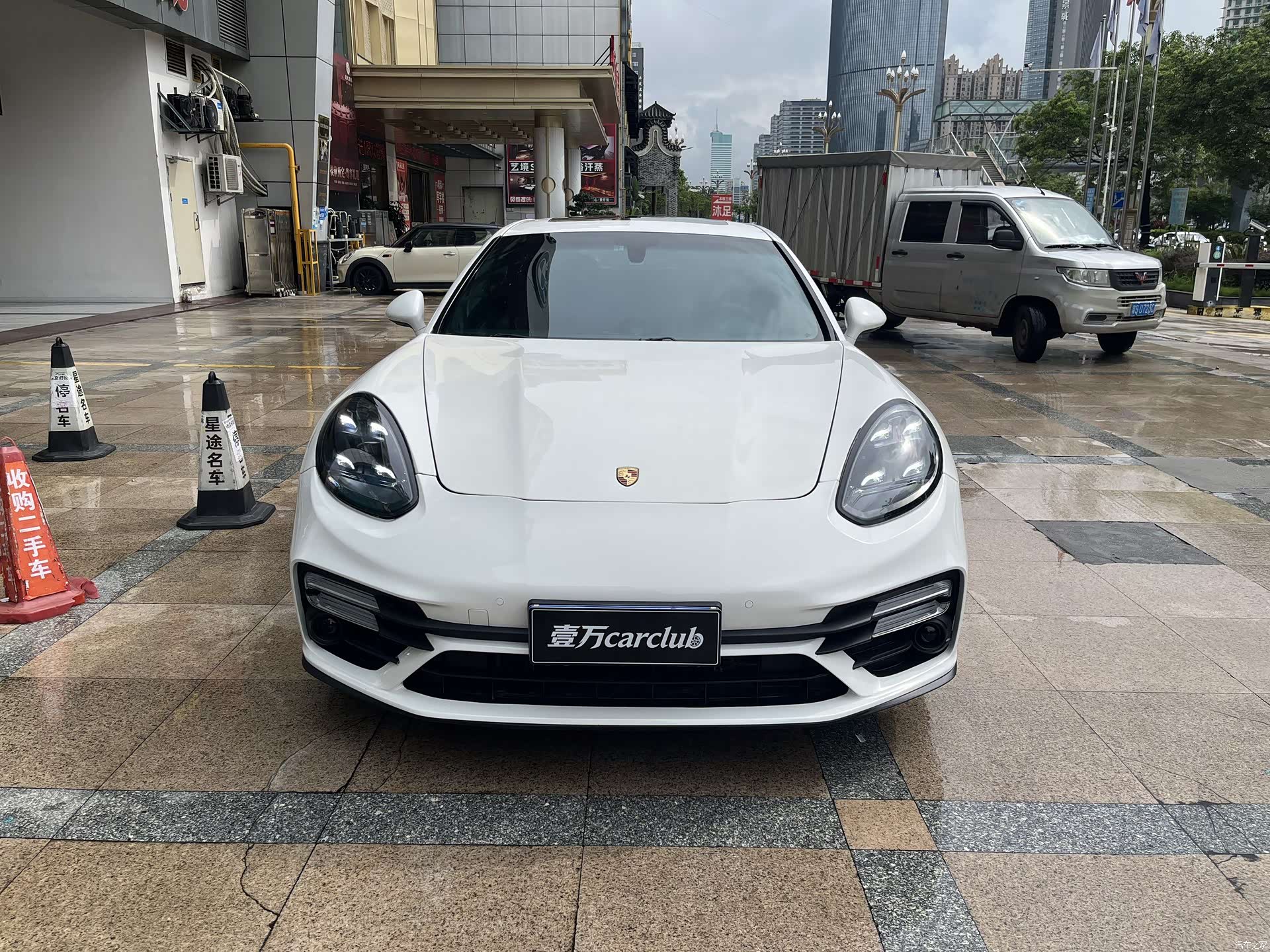 Porsche Panamera, 2011 2