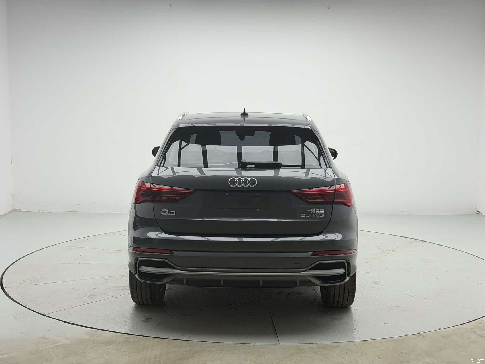 Audi Q3, 2023 все фото