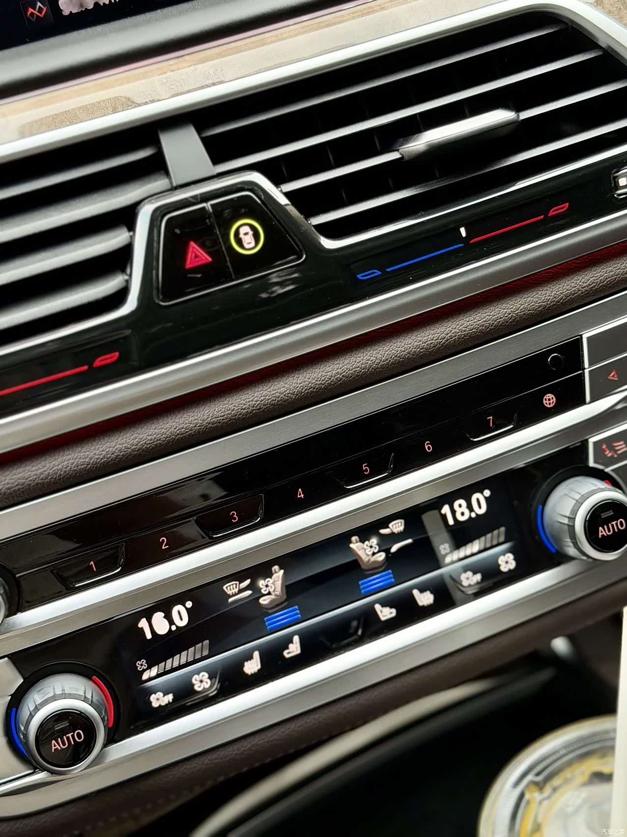 BMW 7 Series, 2020 все фото