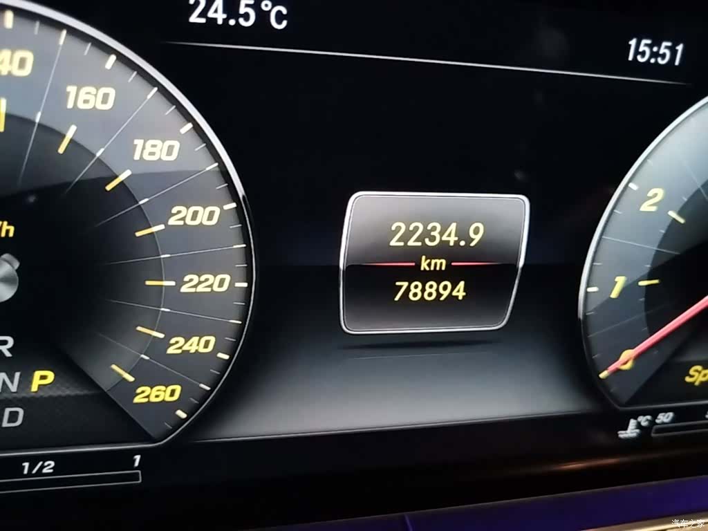 Mercedes-Benz E-Class, 2018 12