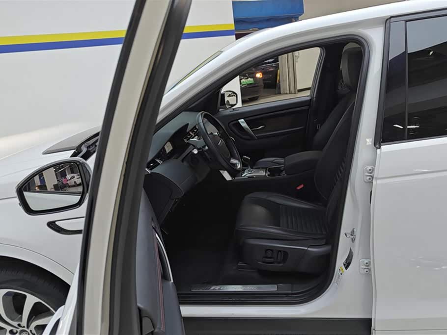 Land Rover Discover sports