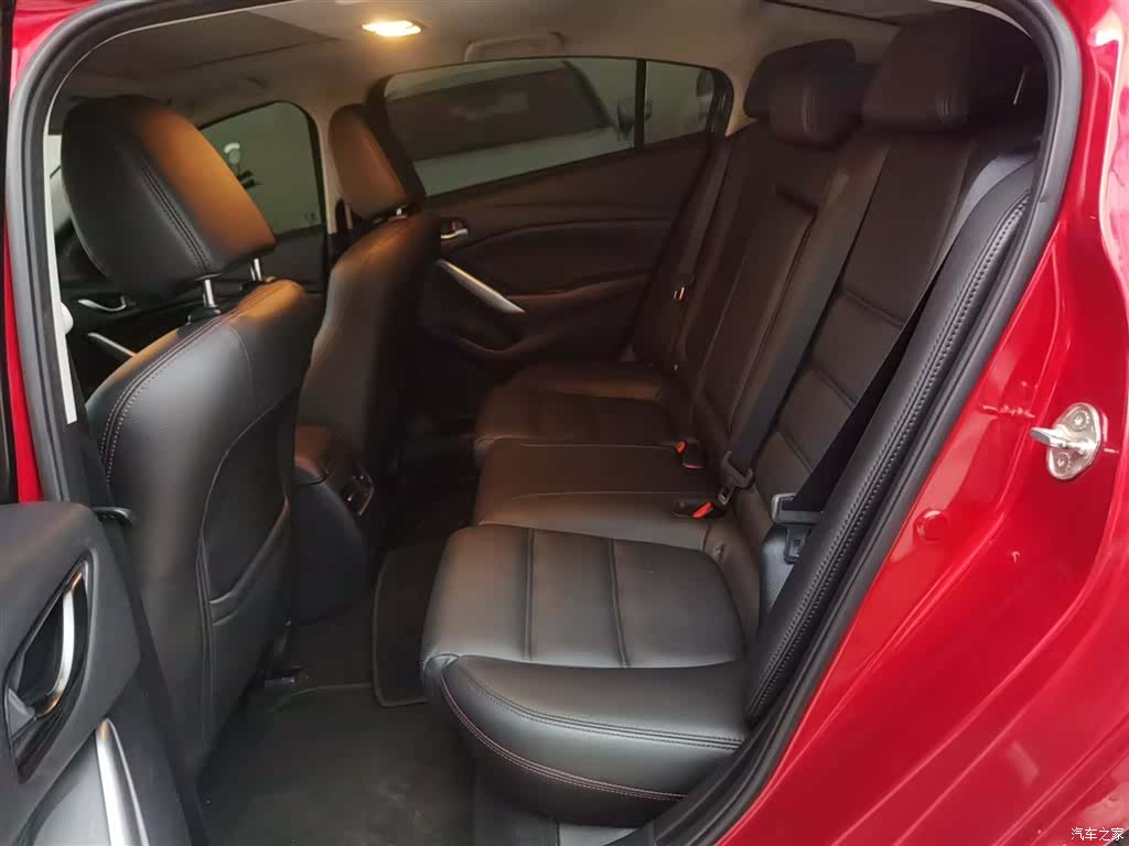 Mazda Atenza, 2016 13