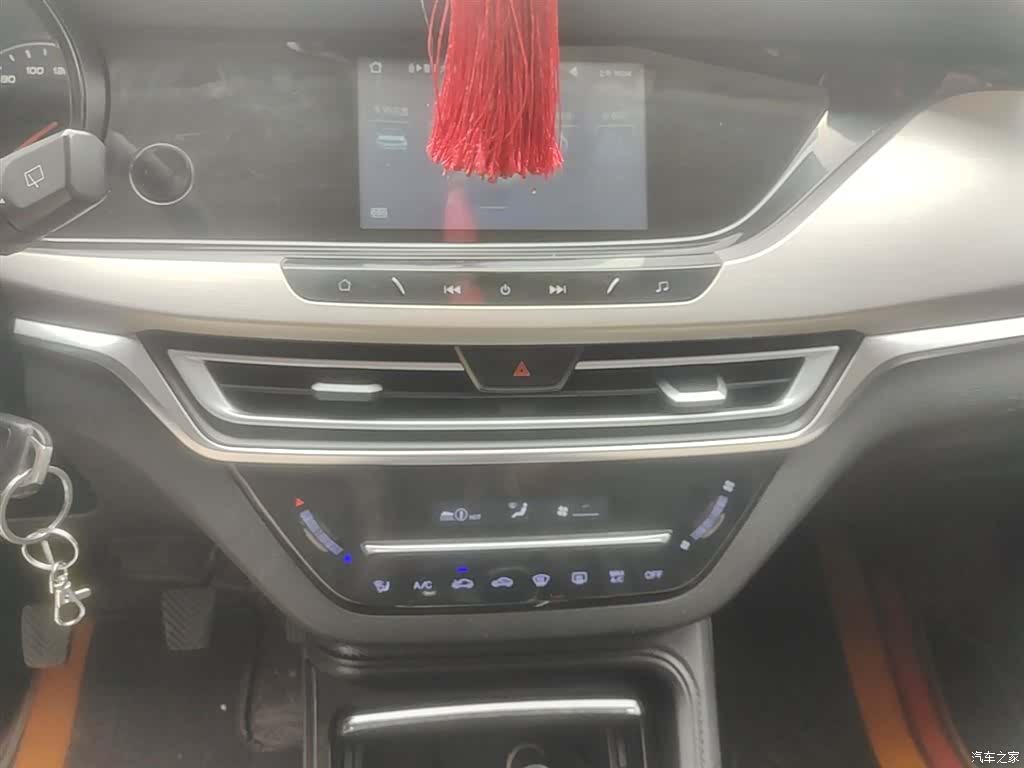 Changan CS35, 2020 13