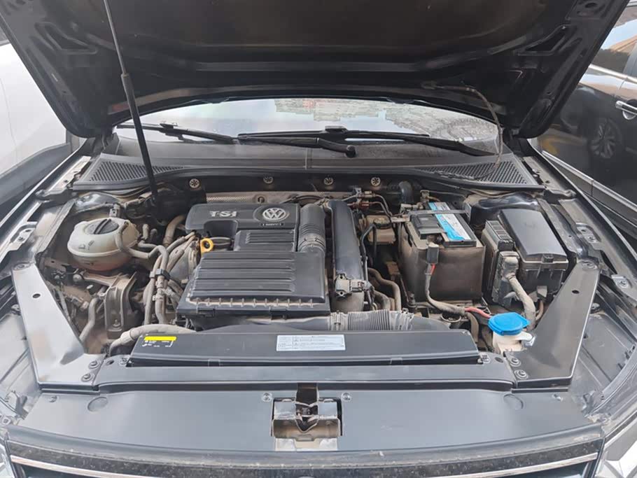 Volkswagen Magotan