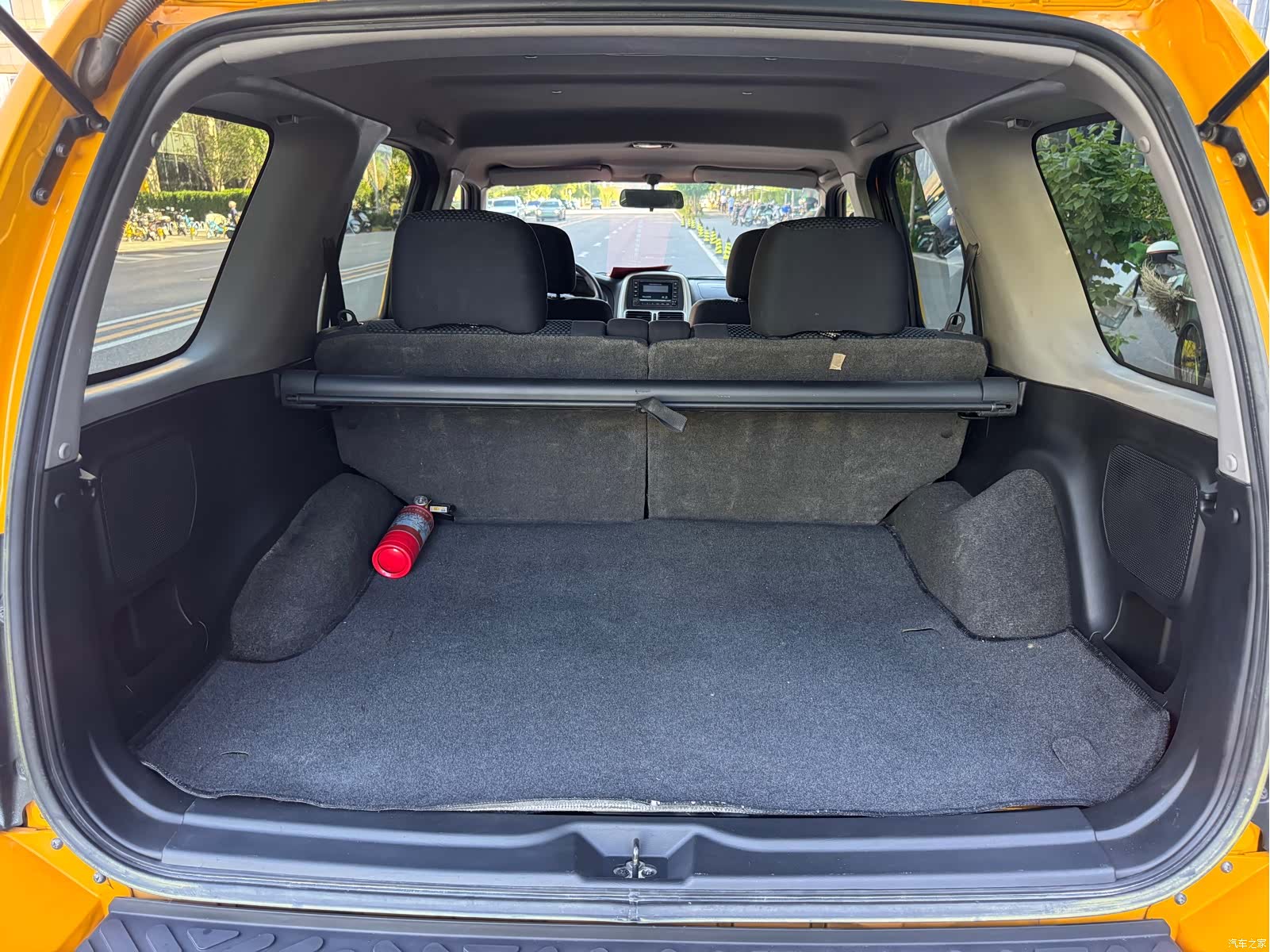 Nissan Paladin, 2014 18