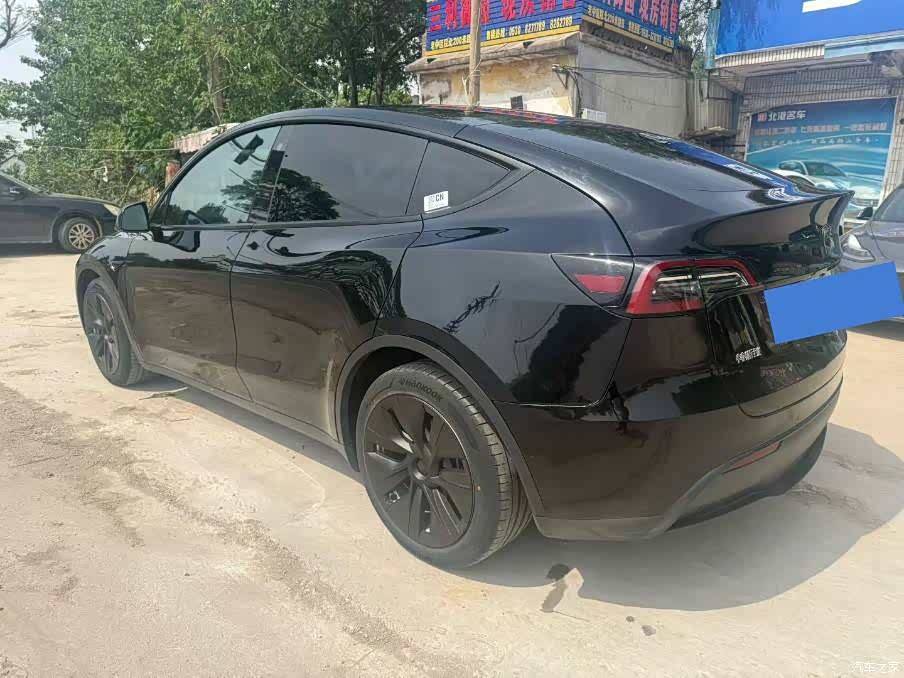 Tesla Model Y, 2021 9