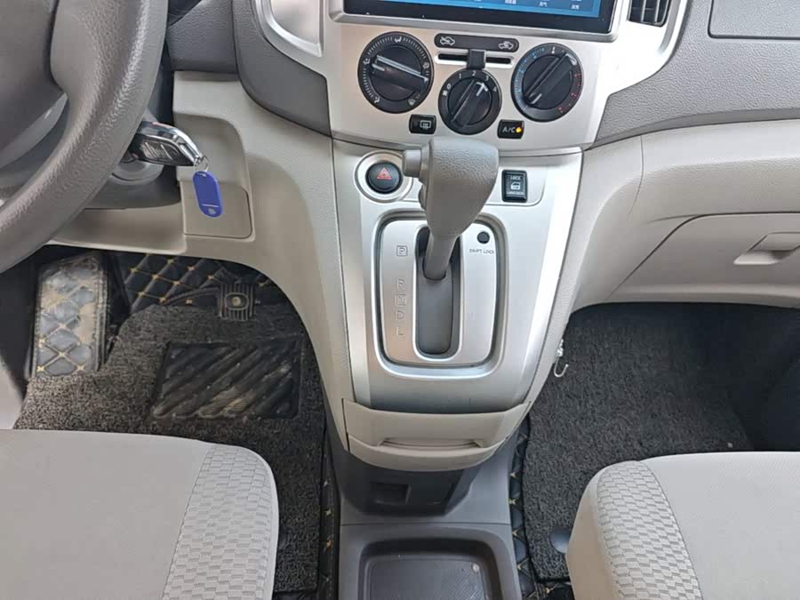 Nissan NV200 2017, фото 14