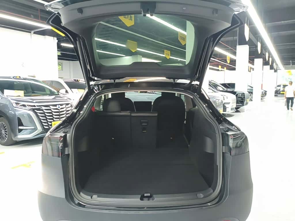 Tesla Model Y, 2022 15