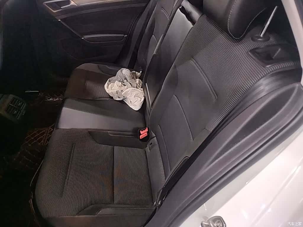 Volkswagen Golf, 2018 17