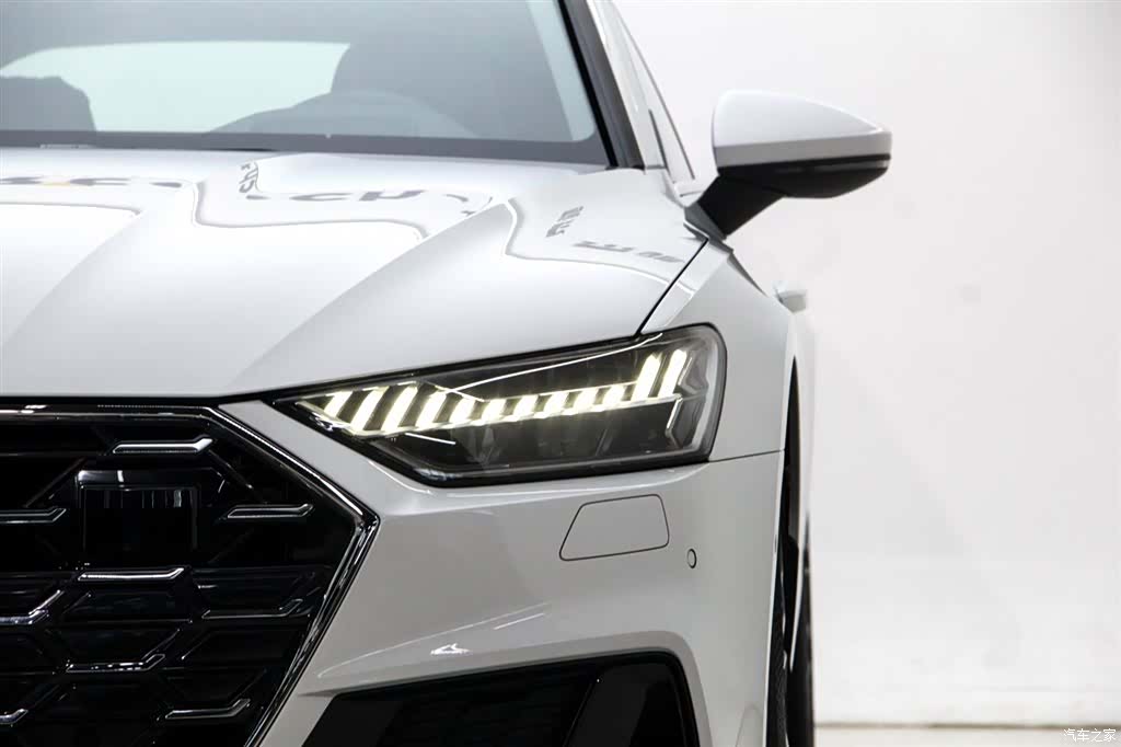 Audi A7, 2025 30