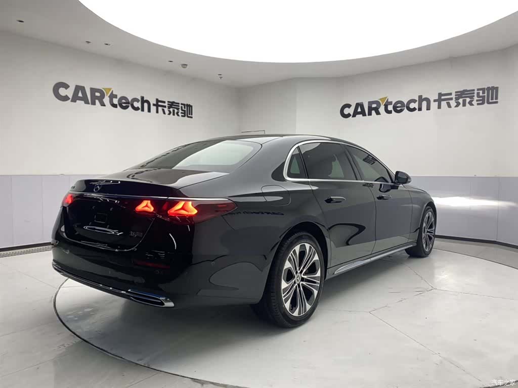 Mercedes-Benz E-Class, 2026 все фото